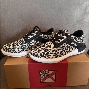 KR Strikeforce Lux Leopard Women's Athletic Bowling Shoe
